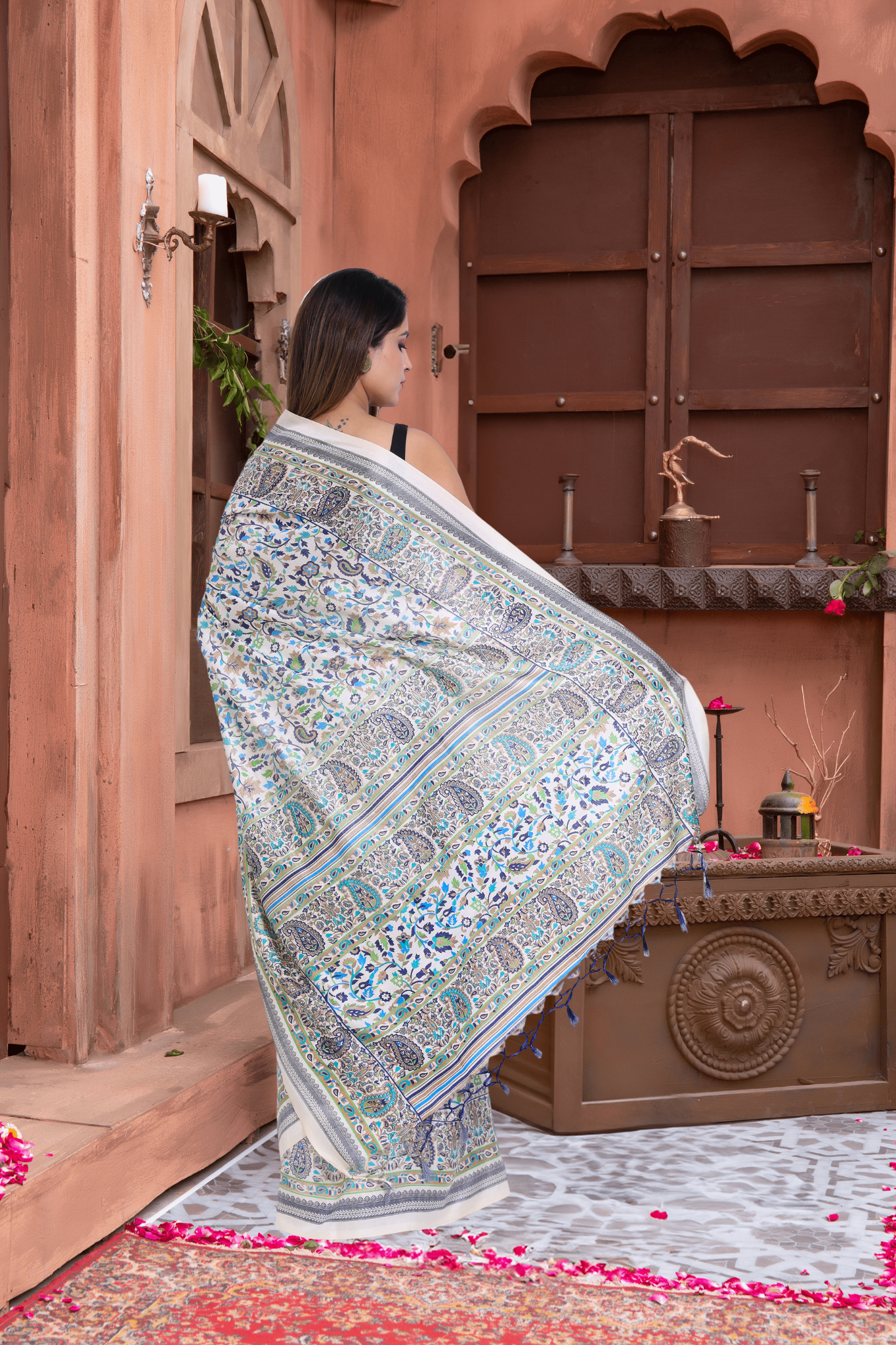 Pearl: Kani Pashmina Silk Saree