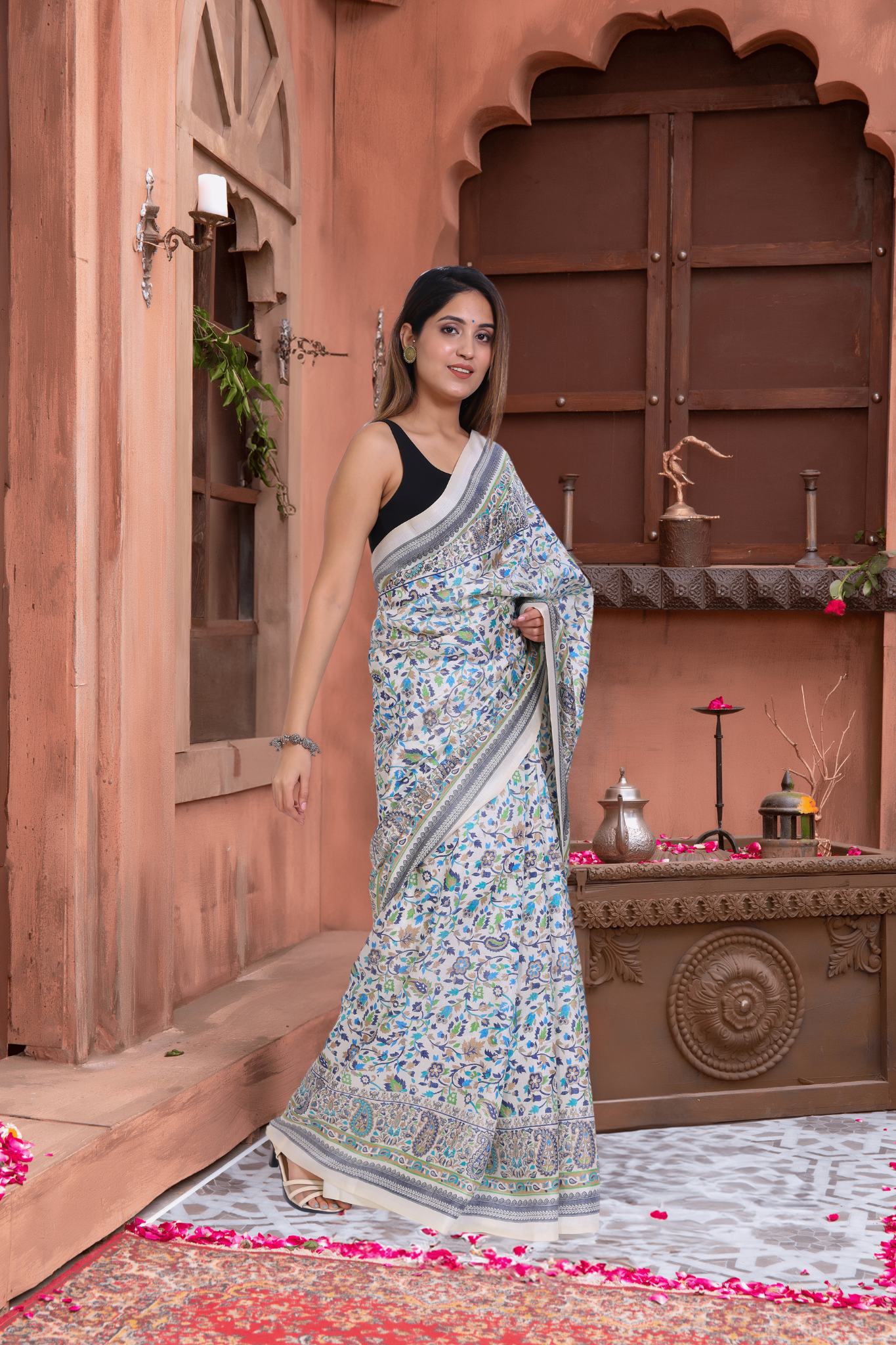 Pearl: Kani Pashmina Silk Saree